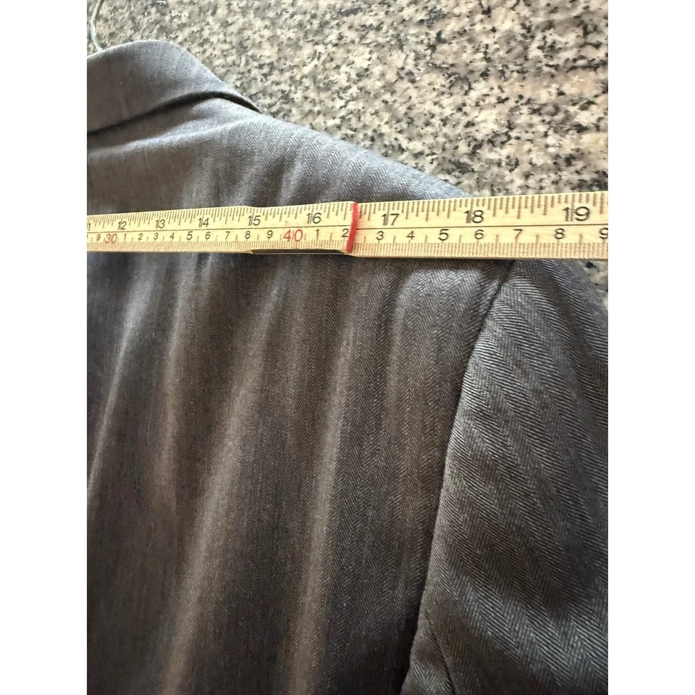 Jos. A. Bank Suit Mens 38R Gray Good Herringbone Wool Blend Two piece